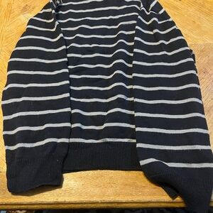 Place Men's Black and Gray Striped Crewneck Sweater